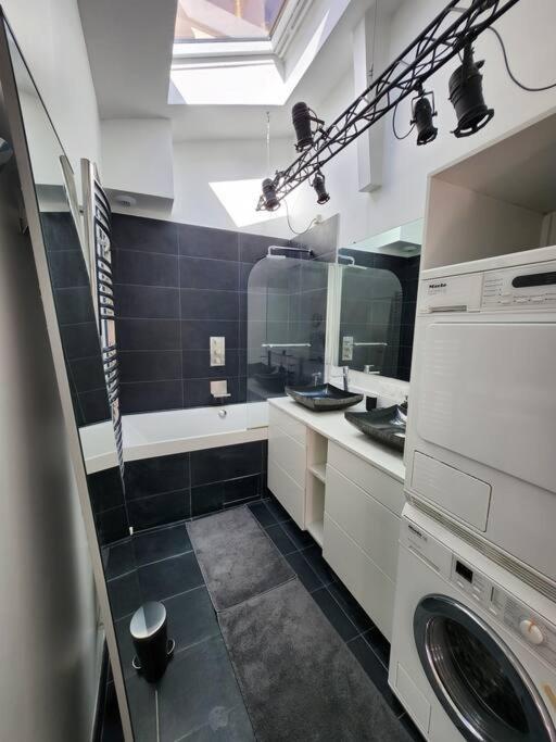 Apartment 3 8 Paris